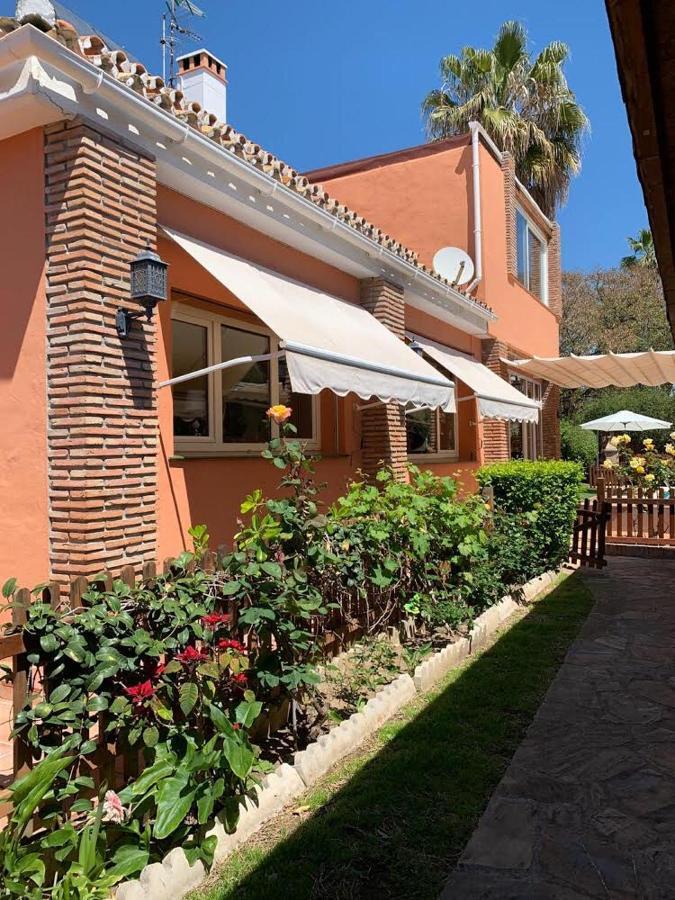 מארבלה Chalet Con Piscina A 50 M De La Playa . מראה חיצוני תמונה