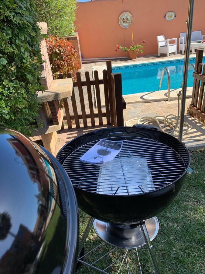 מארבלה Chalet Con Piscina A 50 M De La Playa . מראה חיצוני תמונה